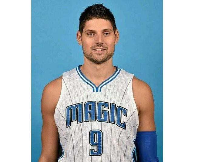 勋球员们给 勋球员们给