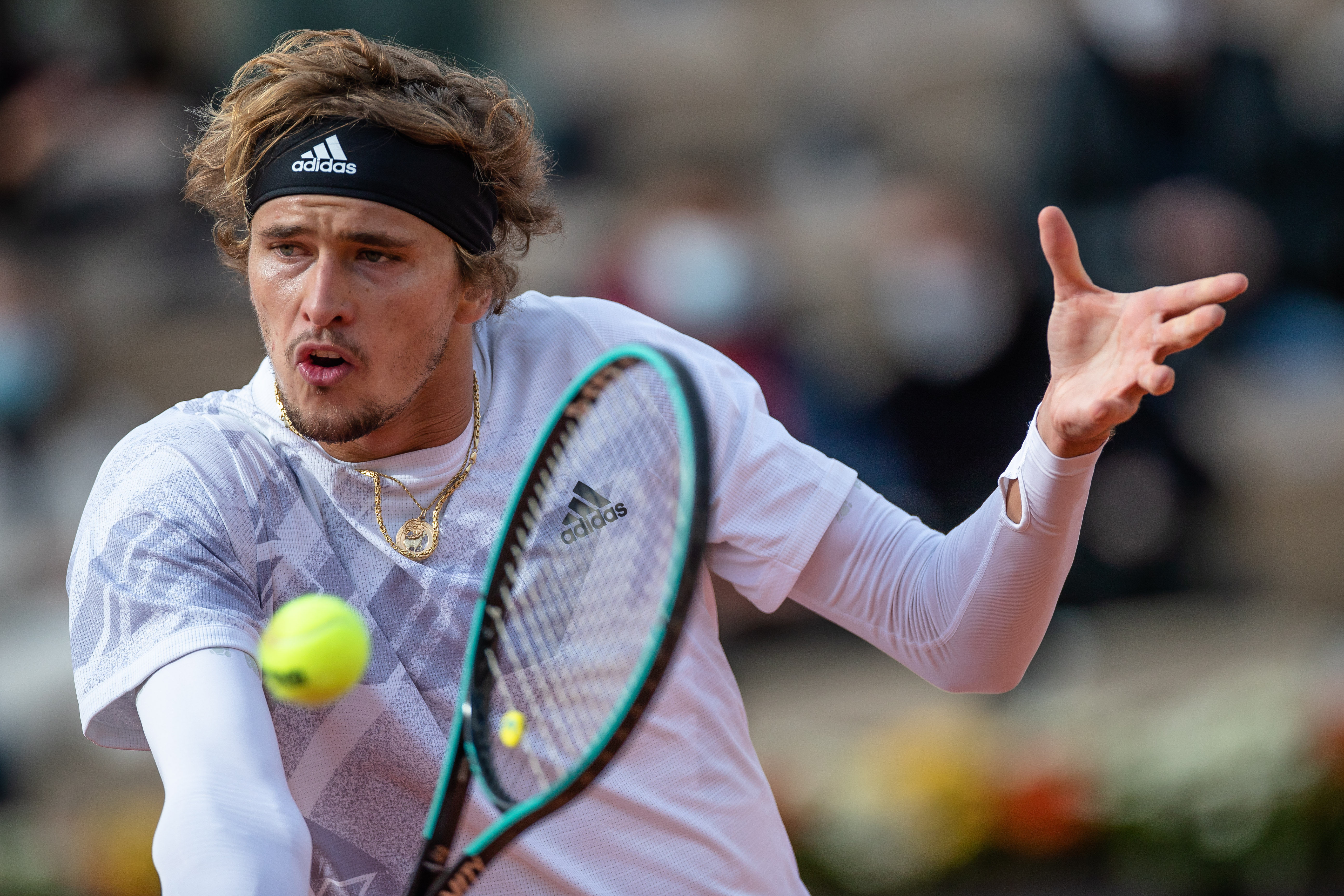 而如今的哈 而如今的哈