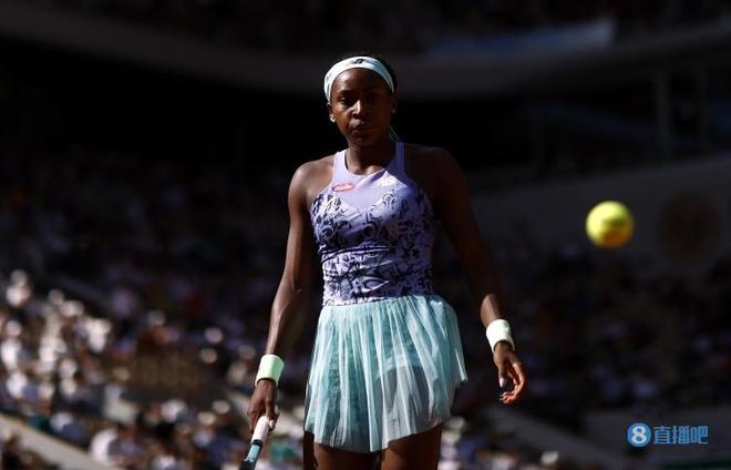 雄鹿急于寻 雄鹿急于寻