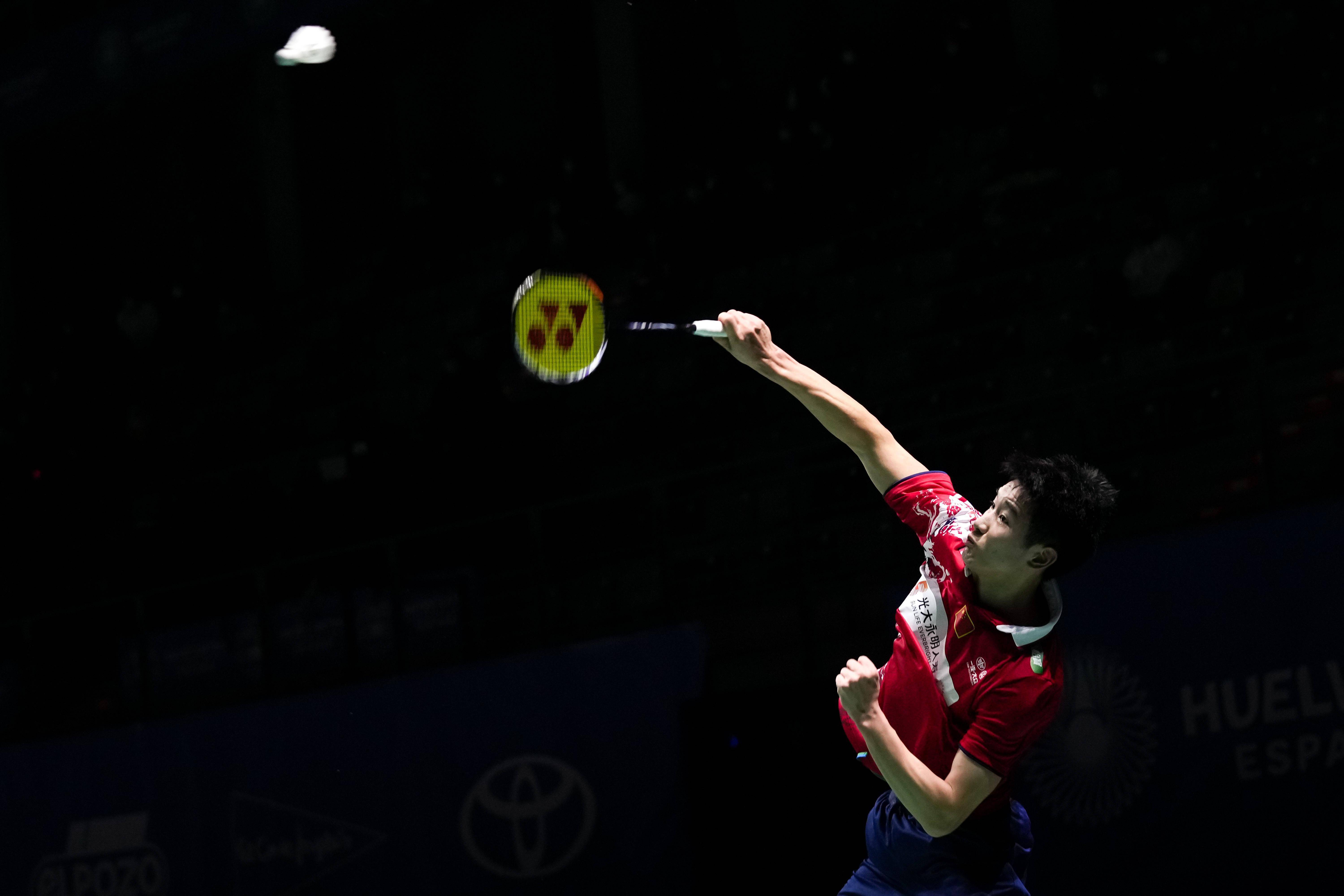 广告贴近球 广告贴近球