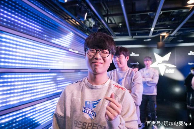 [高尔夫]高知特精英赛纳普领先1杆 福勒T7斯皮思T25.